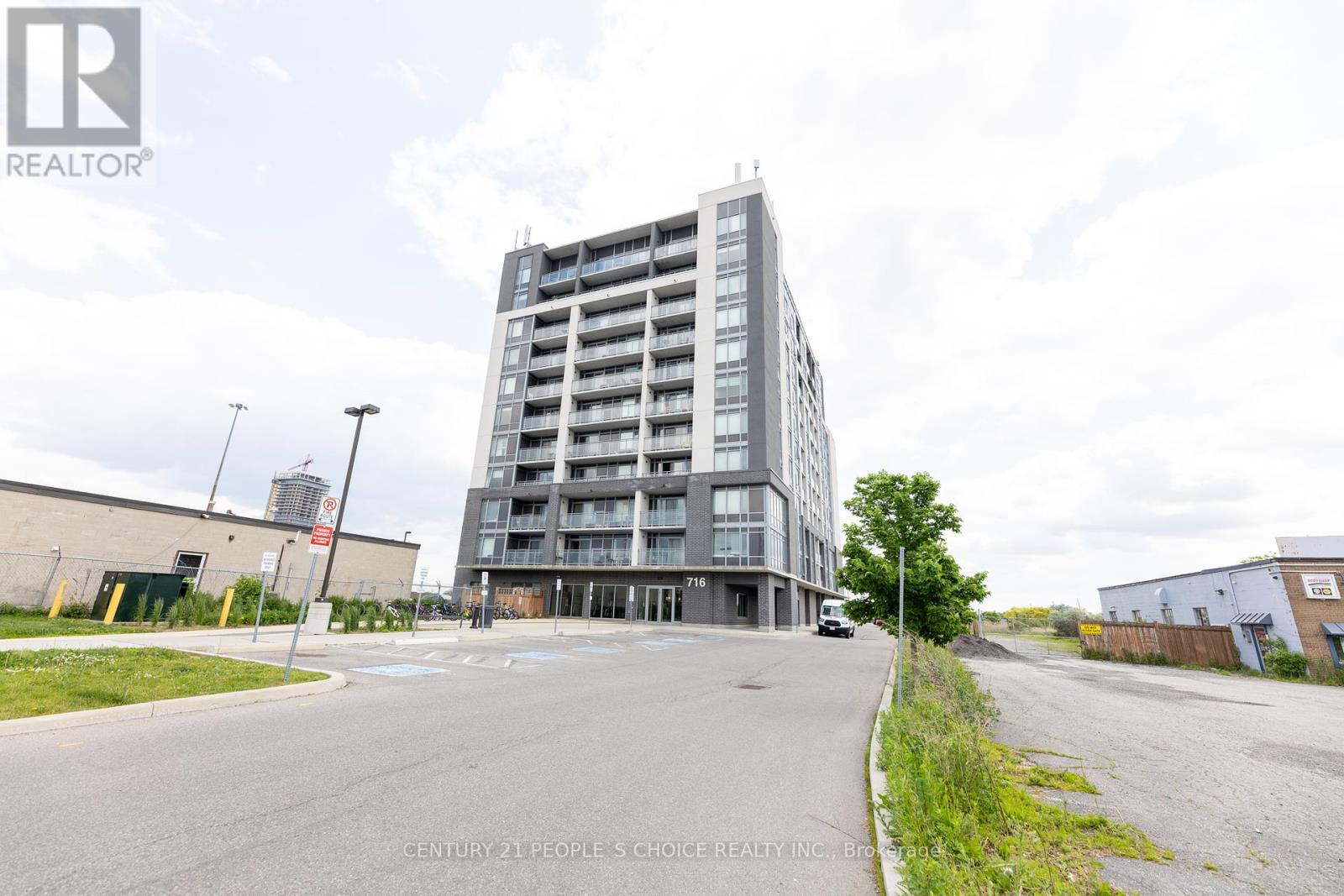 1001 716 Main St E, Milton, ON L9T 3P6