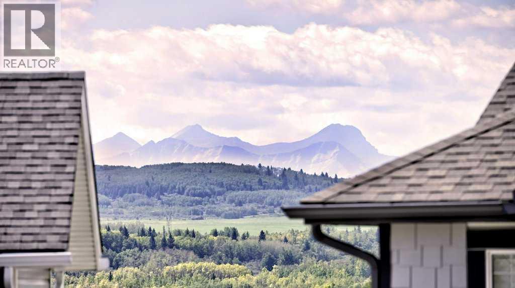 244 Heritage Bay, Cochrane, AB T4C 0L3