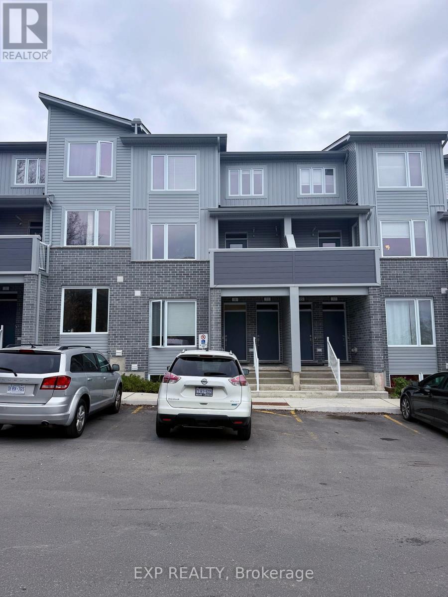 9 990 Deveron Cres, London, ON N5Z 0B7