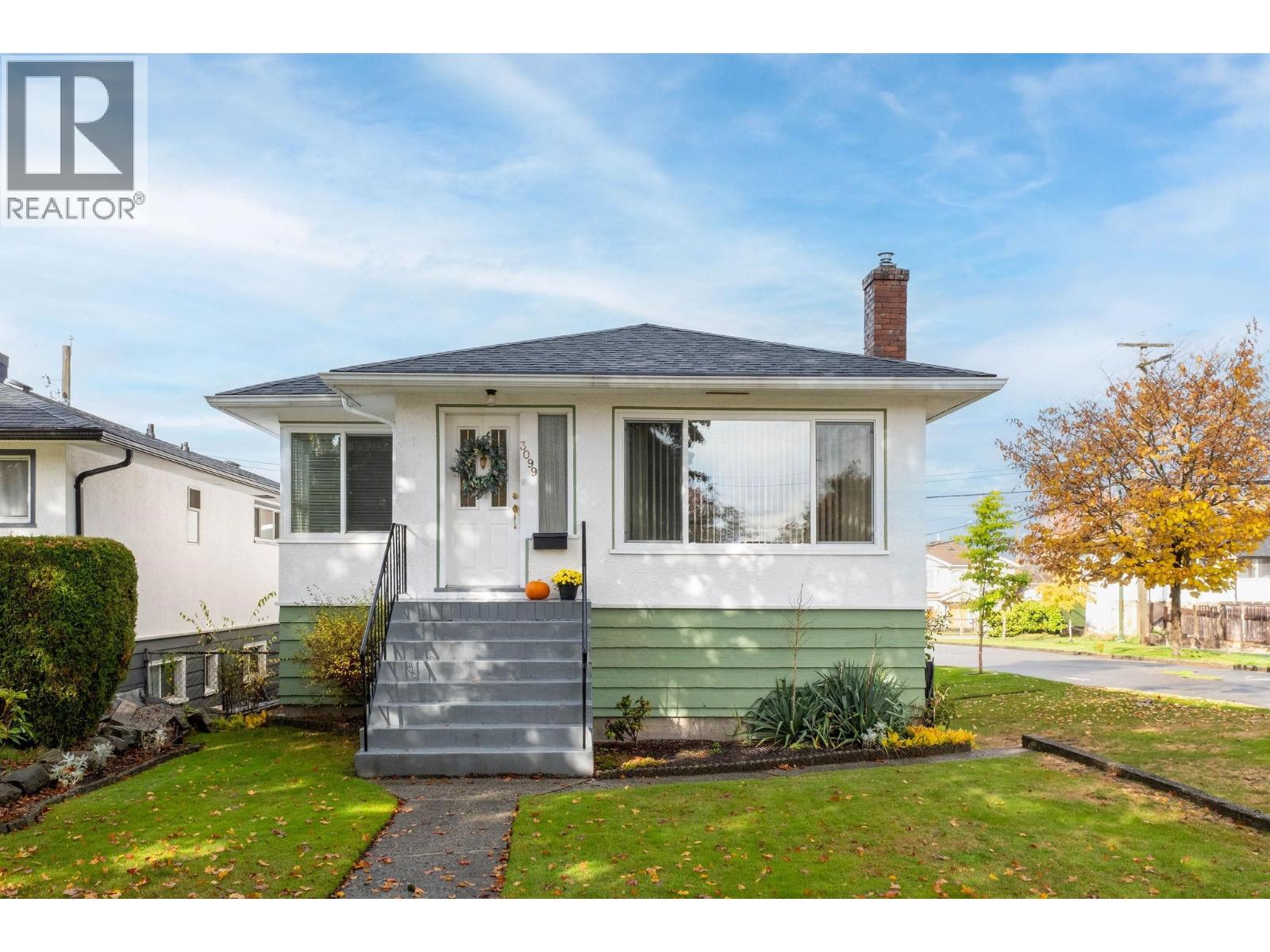3099 E 18th Ave, Vancouver, BC V5M 2R4