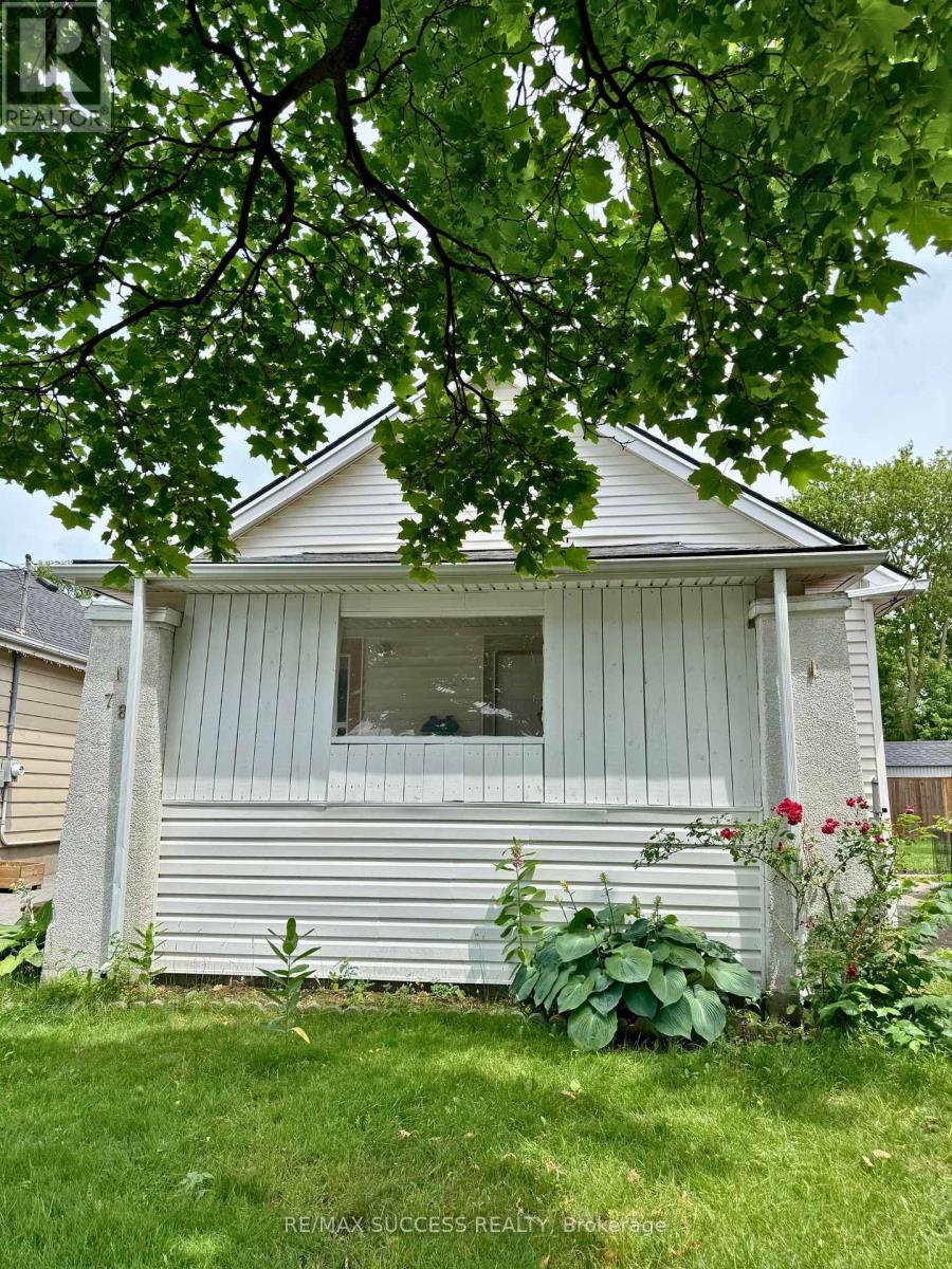 78 Currie St, St. Catharines Facer, ON L2M 5N1