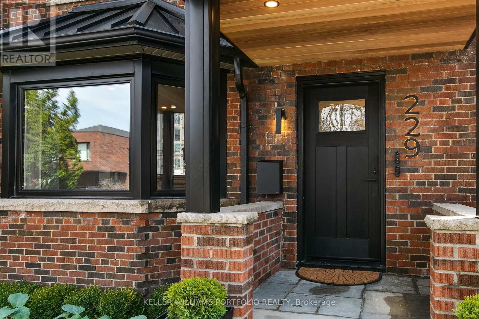 229 Manor Rd E, Toronto, ON M4S 1R9