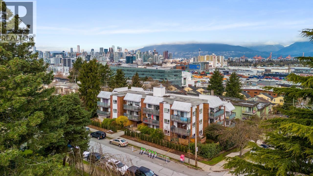 665 E 6th Avenue Unit 314, Vancouver, BC V5T 4J3