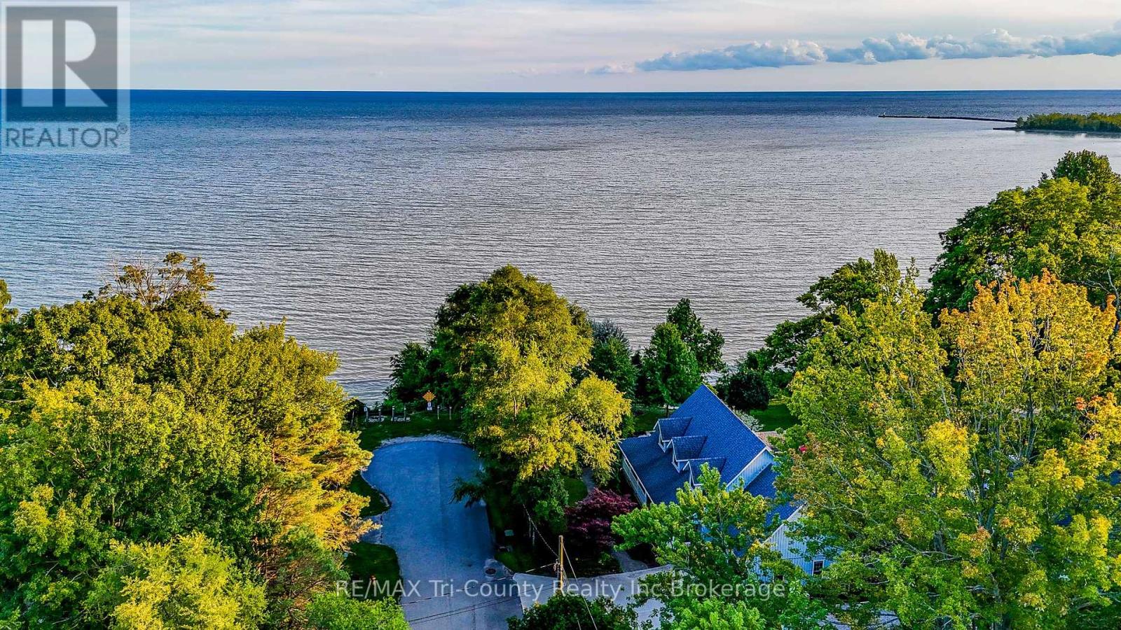 5 Elizabeth St, Bayham, ON N0J 1T0