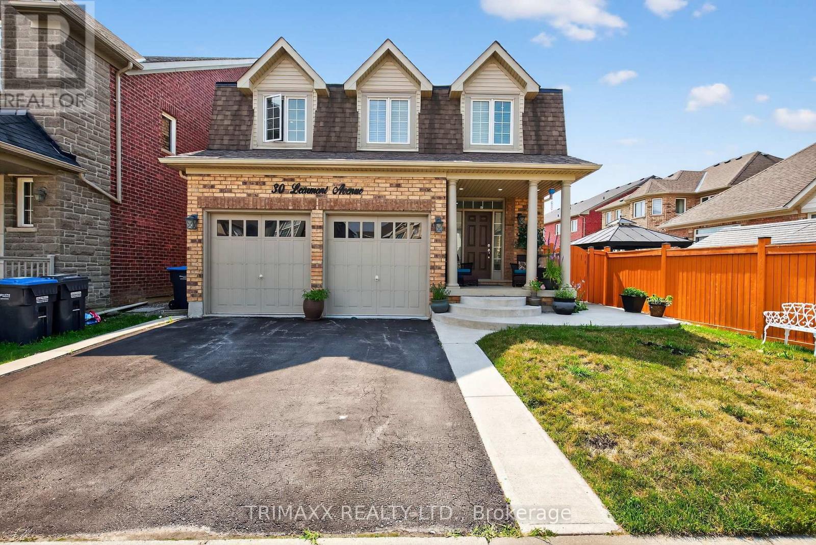 30 Learmont Ave, Caledon, ON L7C 3N3