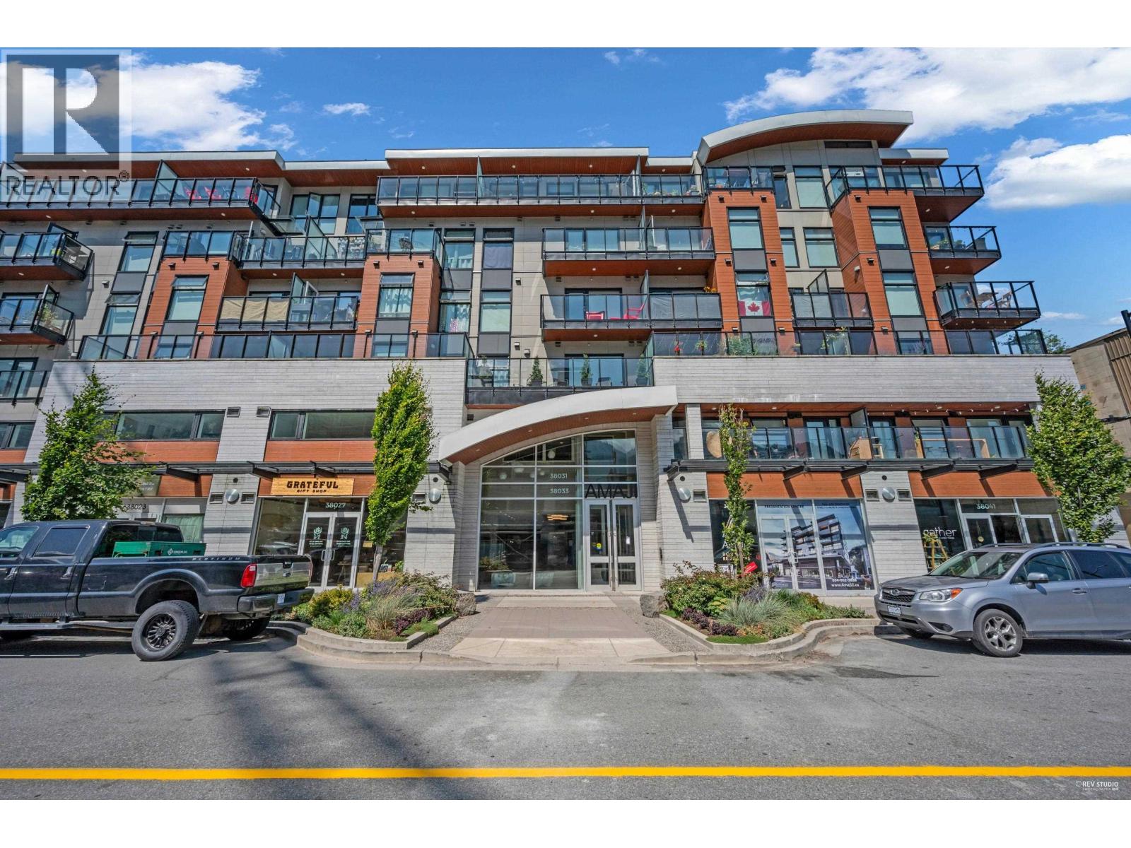 38033 Second Avenue Unit 313, Squamish, BC V8B 0C4