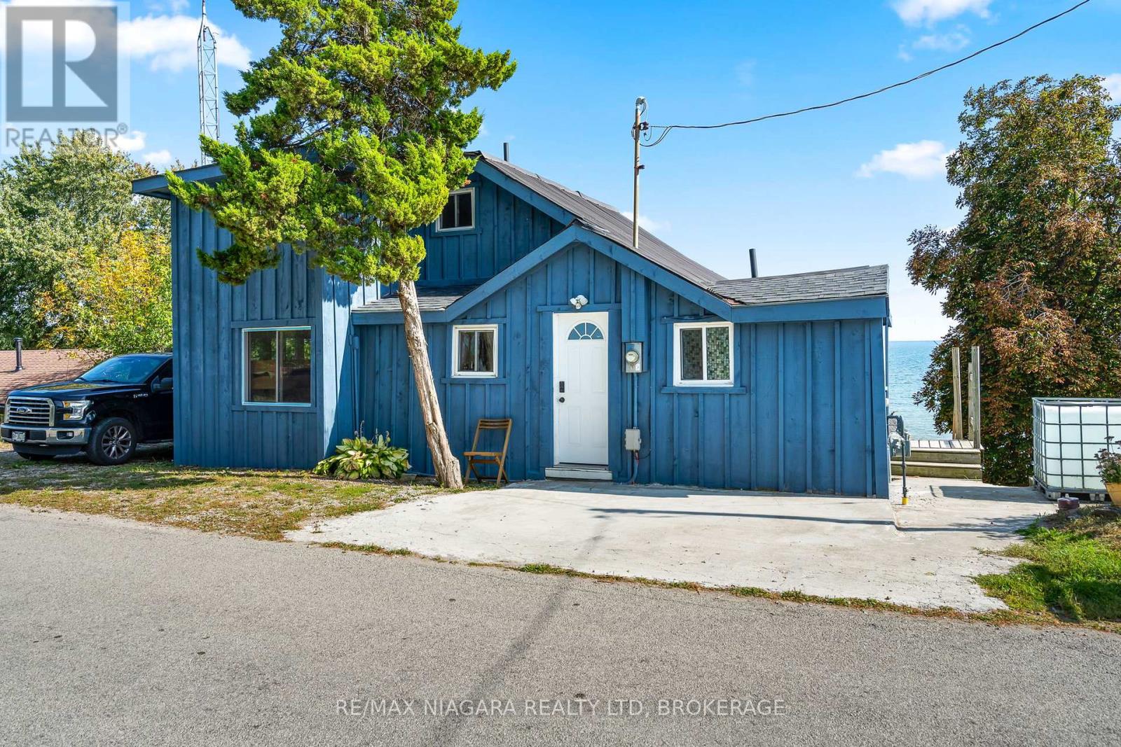 105 Lighthouse Dr, Haldimand Dunnville, ON N1A 2W6