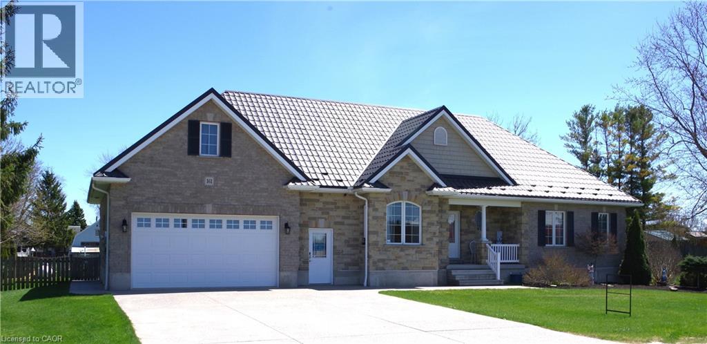 161 Brock St, North Perth, ON N0K 1P0