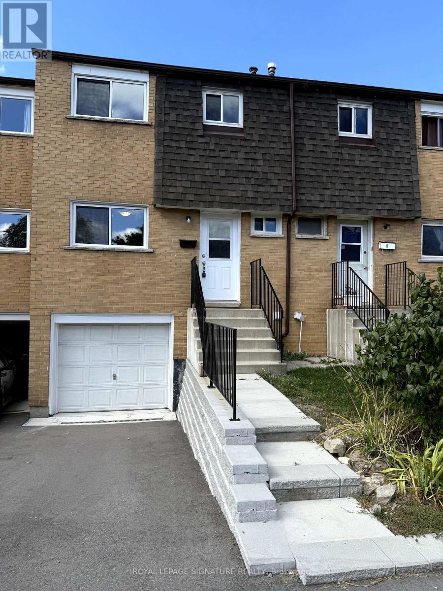 2 20 Anna Capri Dr, Hamilton, ON L8W 1M6