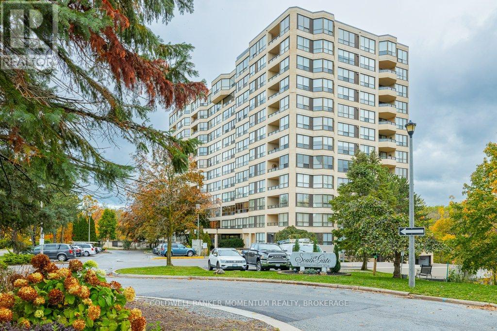 206 3 Towering Heights Blvd, St. Catharines, ON L2T 4A4