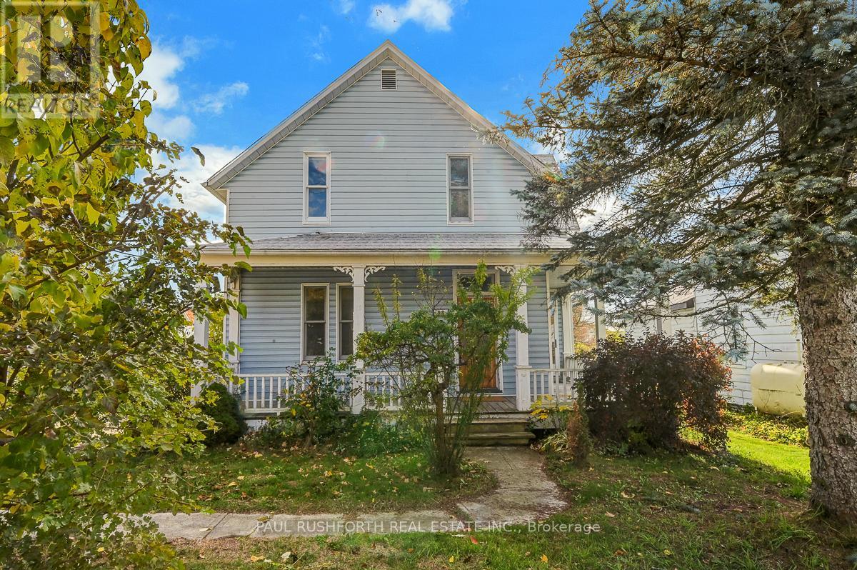 88 Owen St, Lanark Highlands, ON K0G 1K0