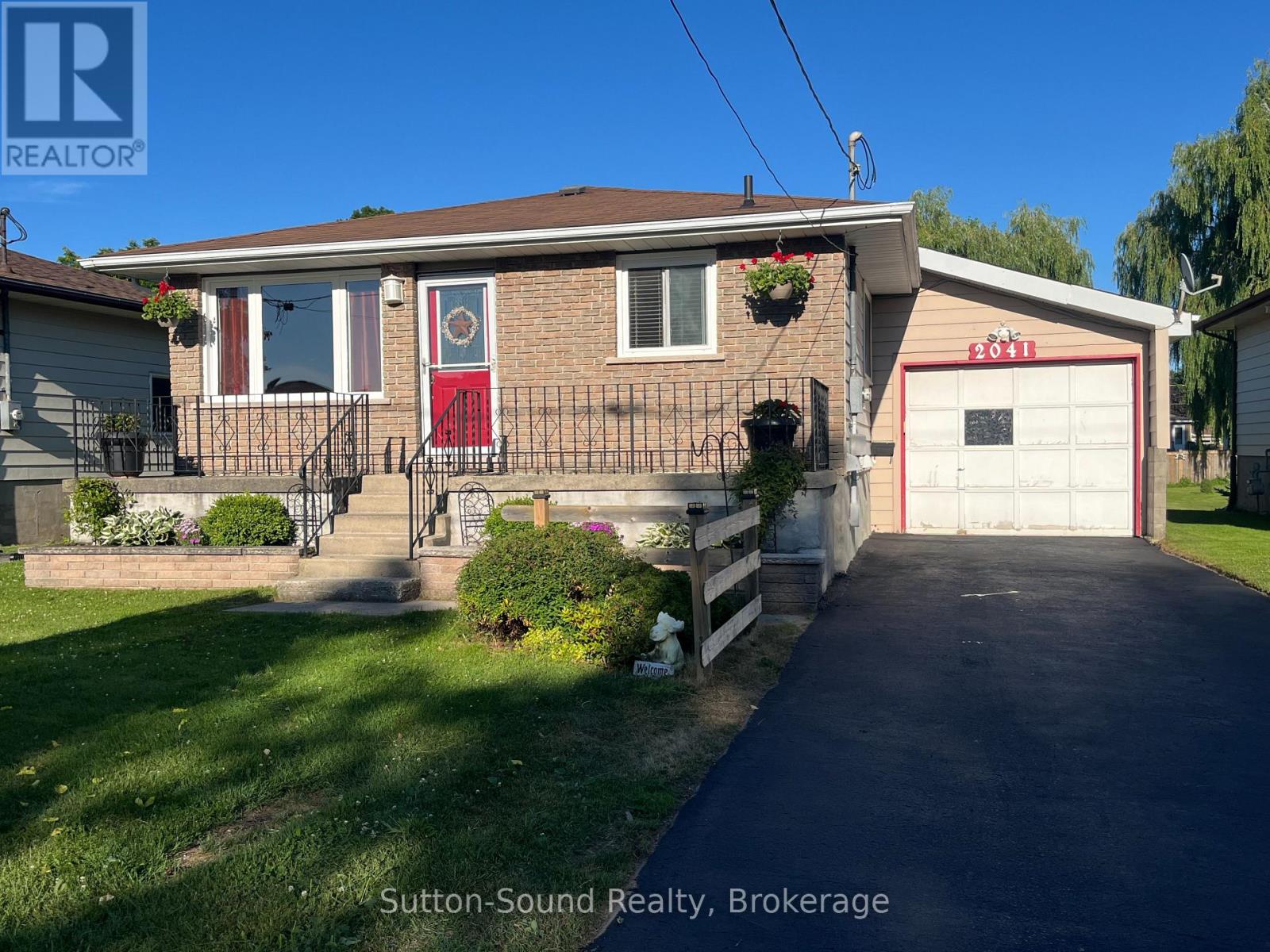 2041 8th Avenue East, Owen Sound, ON N4K 3C5
