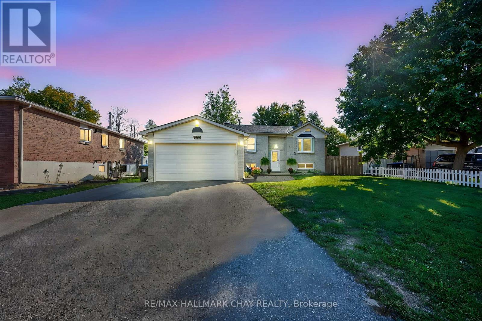 37 Mccarthy Cres, Essa Angus, ON L0M 1B3
