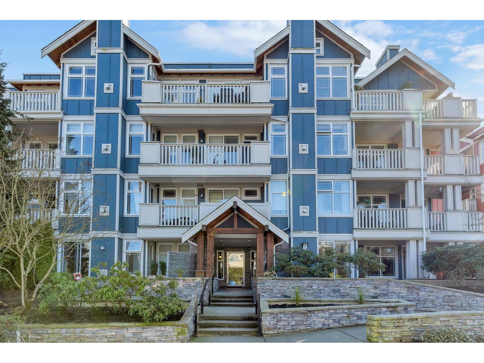 15392 16a Avenue Unit 203, Surrey, BC V4A 1S9