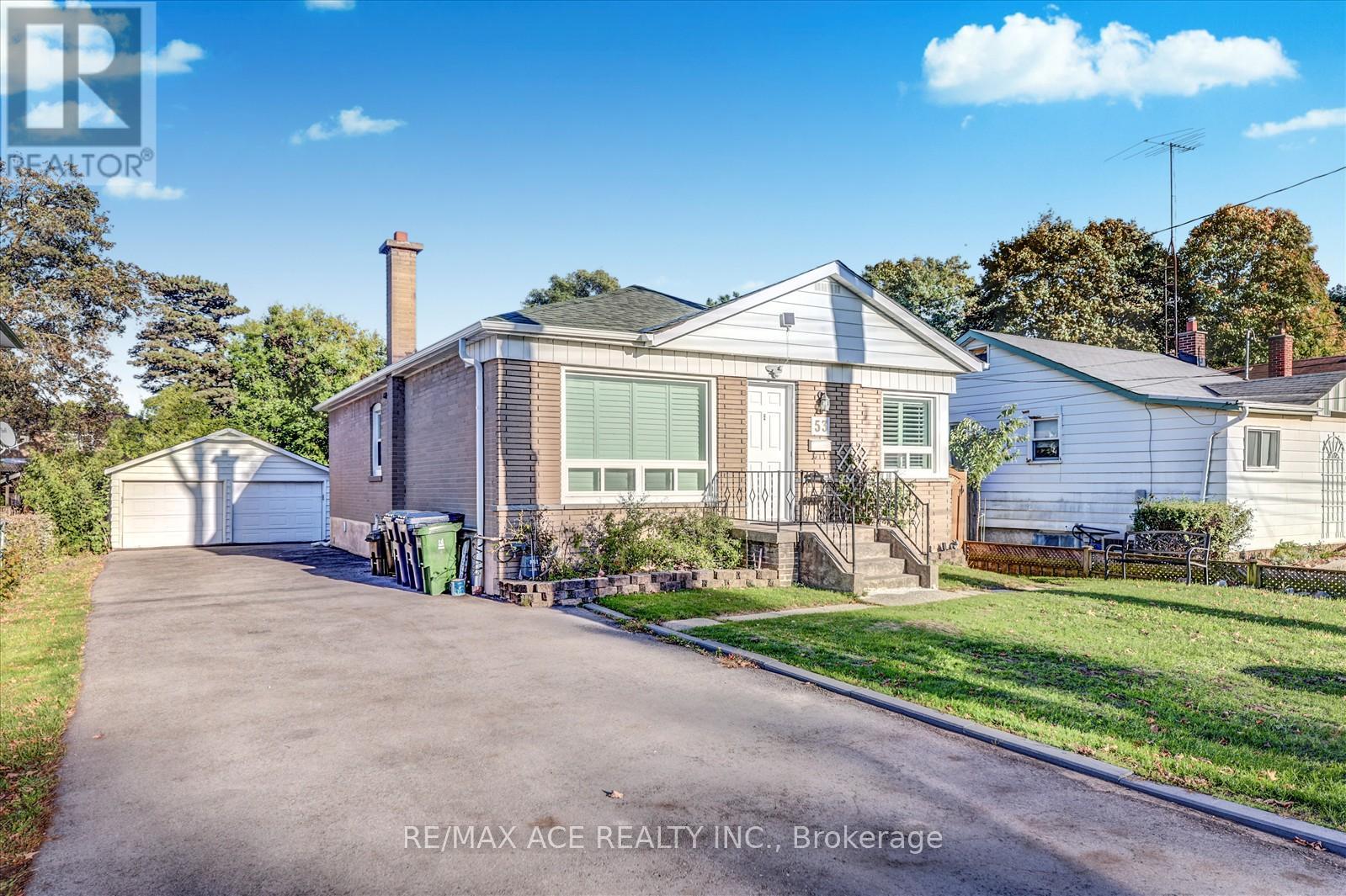 53 Falaise Rd, Toronto, ON M1E 3B7