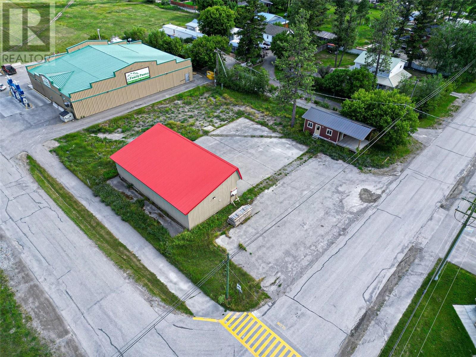 4958 Burns Ave, Canal Flats, BC V0B 1B0