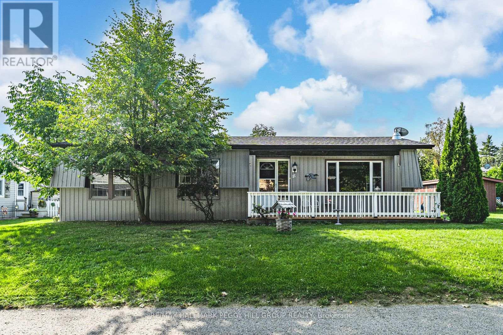 15 Riverview Cir, Innisfil, ON L9S 1M3
