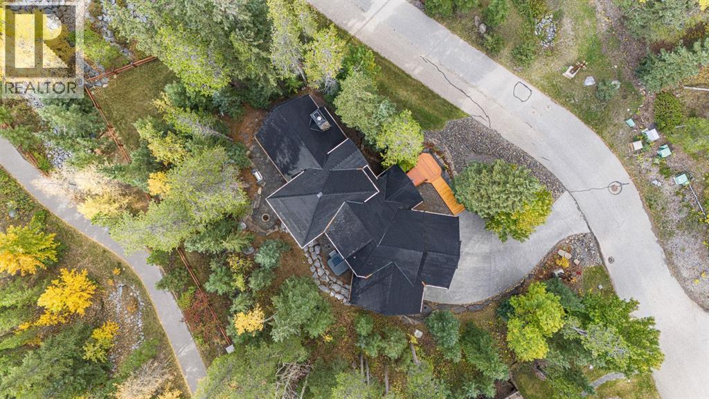 163 Cairns Lndg, Canmore, AB T1W 3J9