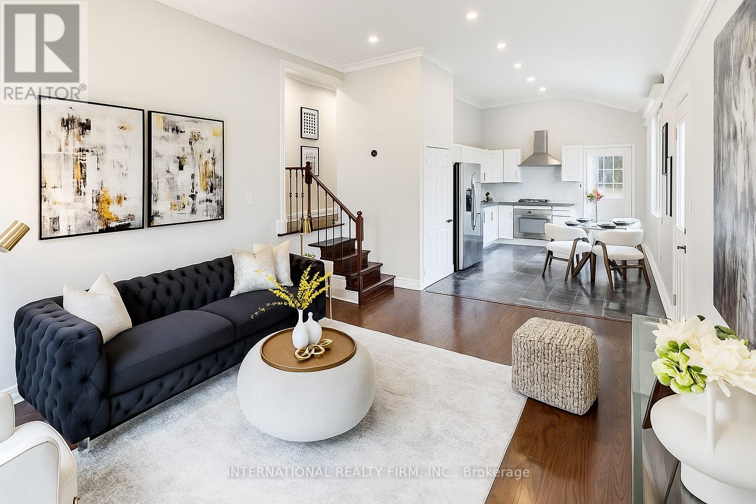 9 Benshire Dr, Toronto, ON M1H 1M1