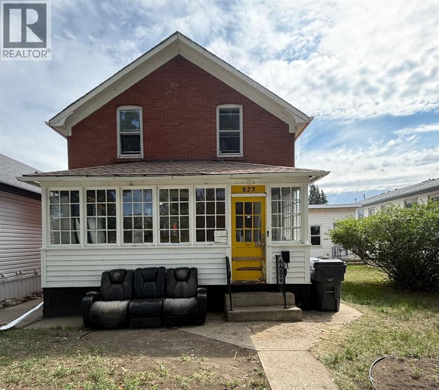 4 Street Se Unit 823, Medicine Hat, AB T1A 0L5