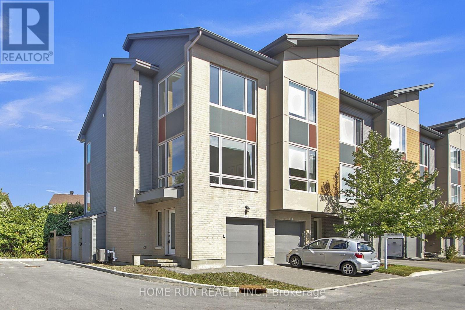 600 Terravita Private, Ottawa, ON K1V 2R9