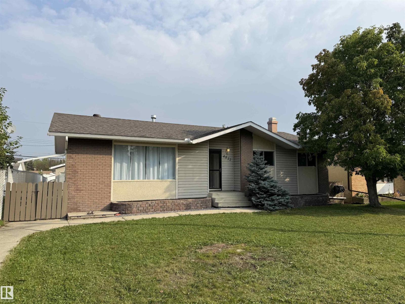 54 Av Unit 4872, Drayton Valley, AB T7A 1C4