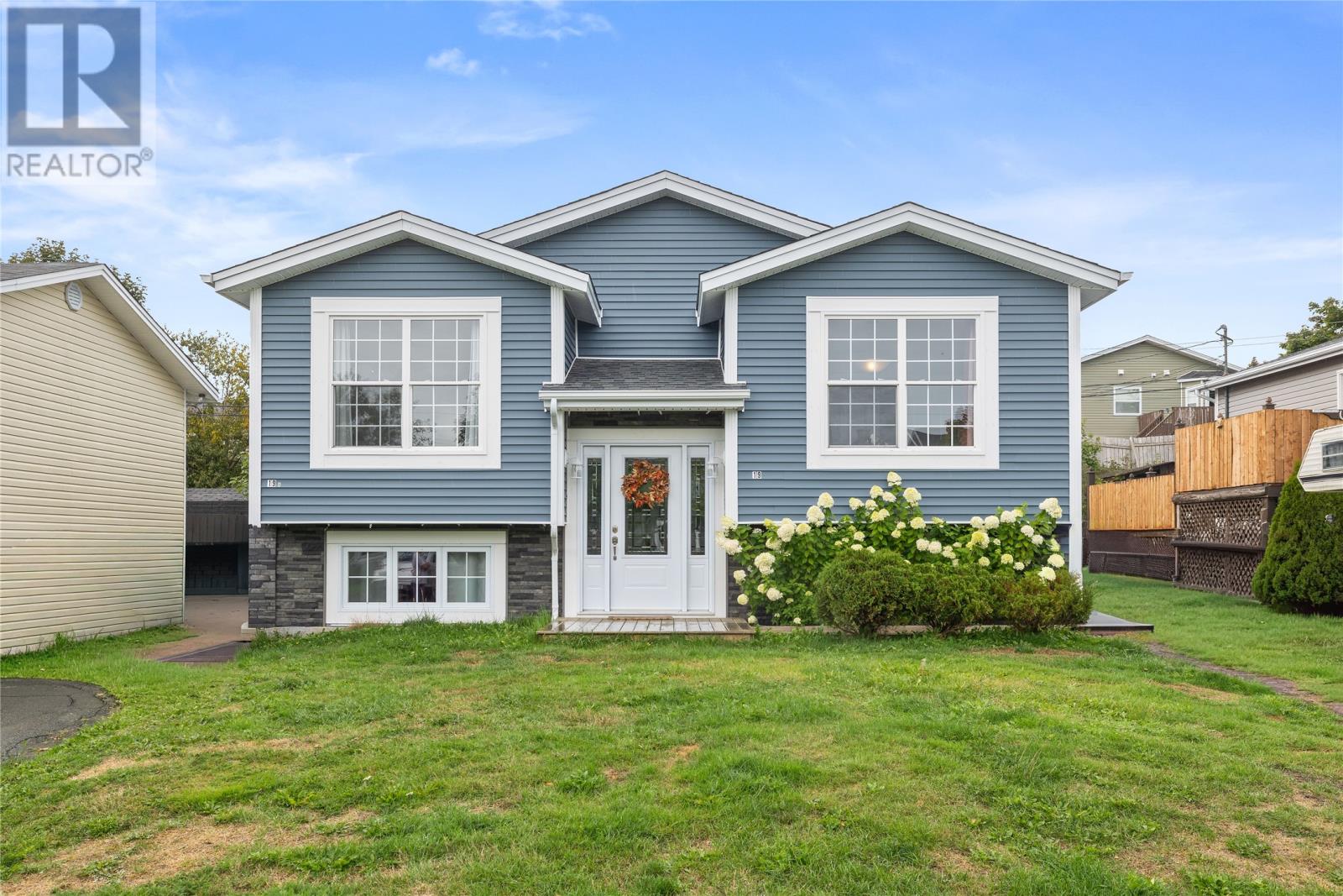 19 Everard Ave, Goulds, NL A1S 1H1