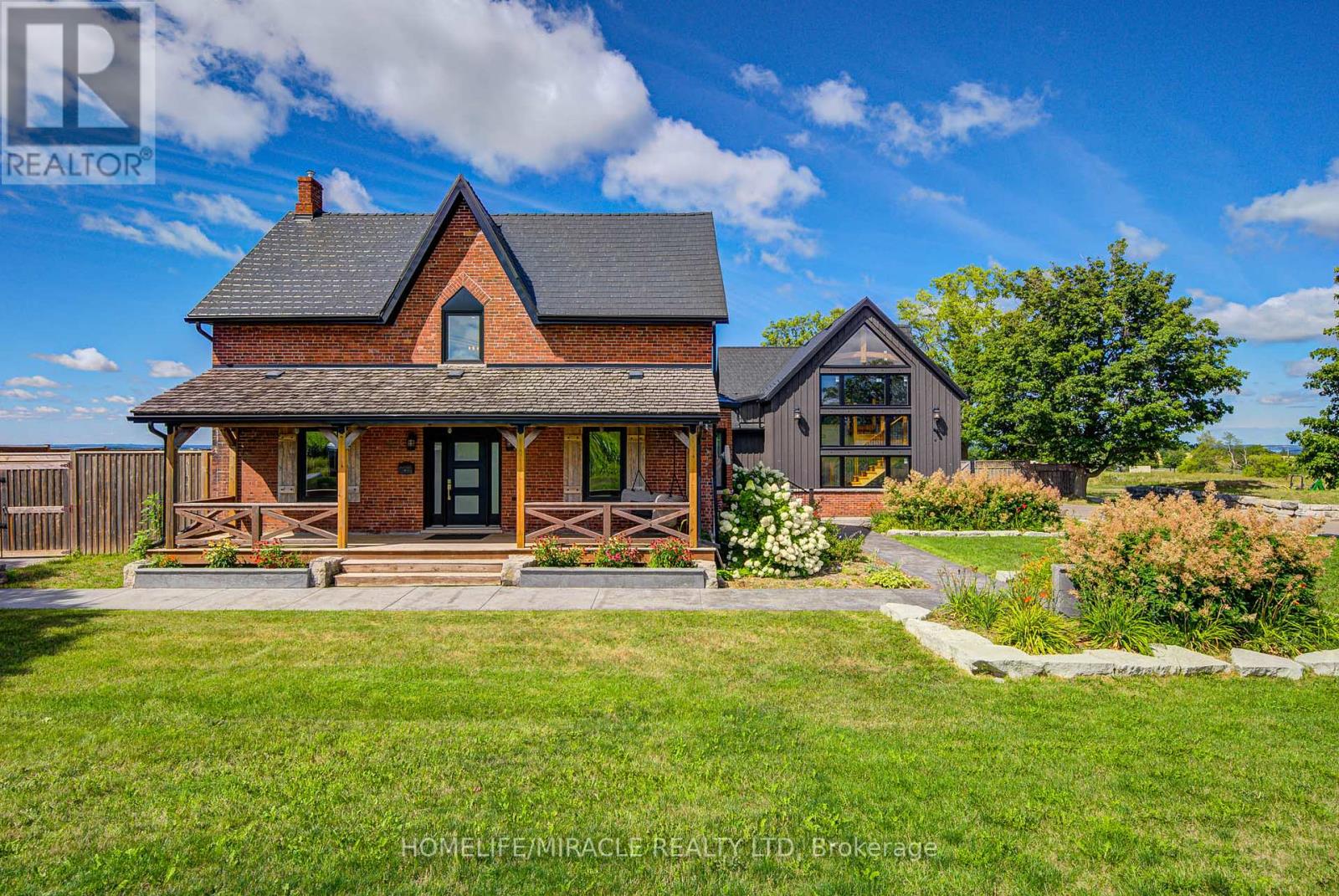 9214 Oak Ridges Dr, Hamilton, ON K0K 2E0