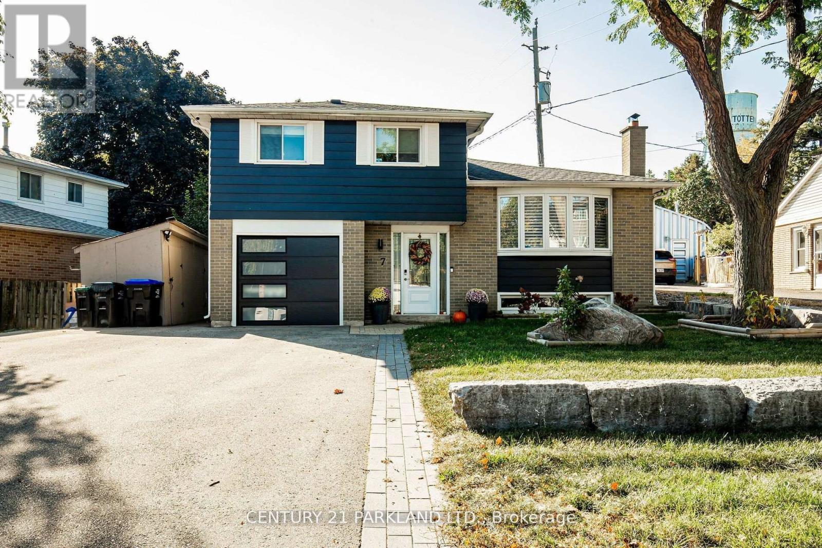 7 Brown St, New Tecumseth, ON L0G 1W0