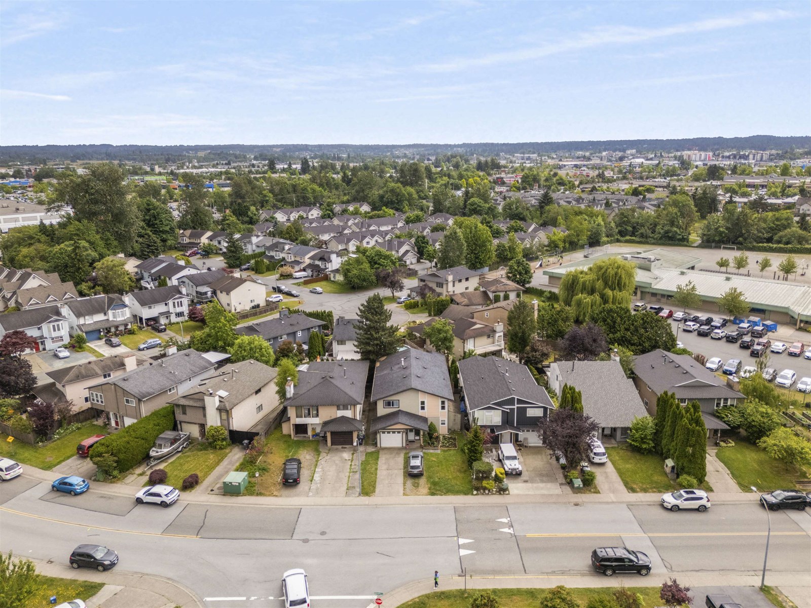2262 Willoughby Way, Langley, BC V2Y 1C1
