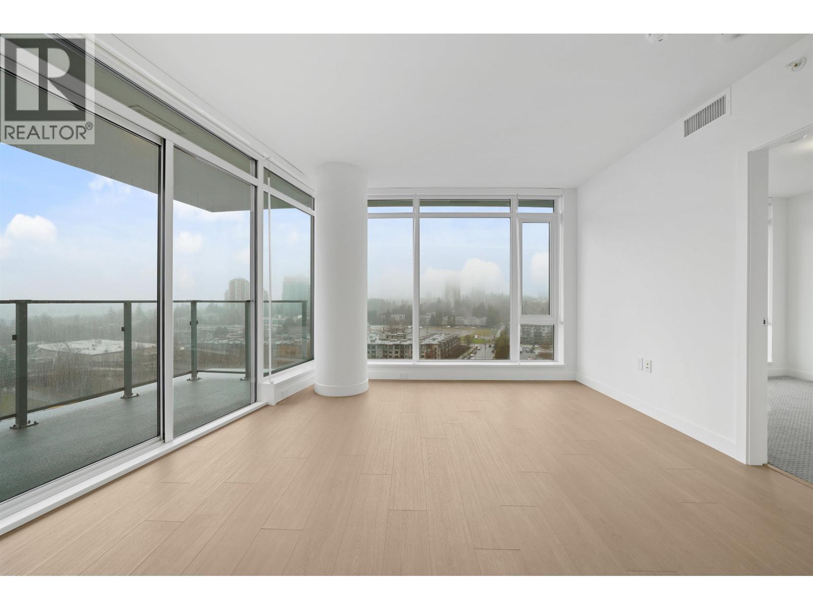7683 Park Crescent Unit 1601, Burnaby, BC V3N 0J4