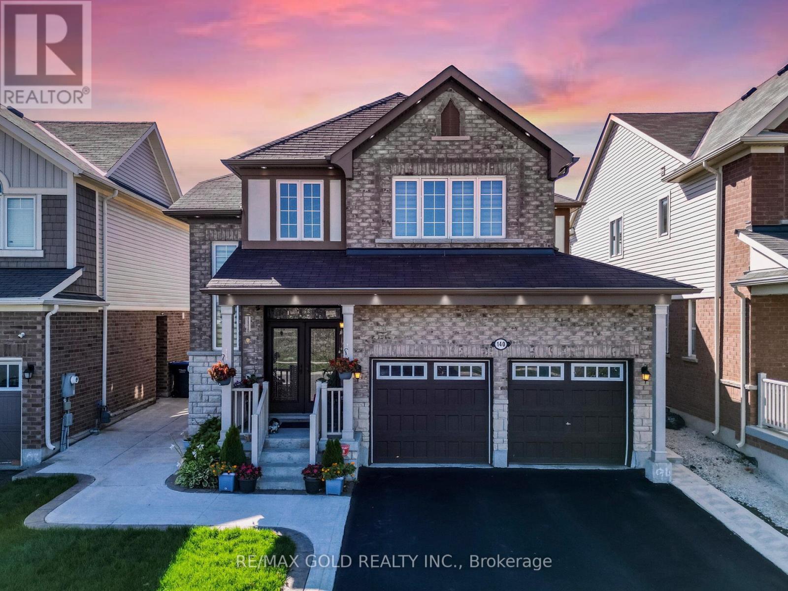 140 Thornbush Blvd, Brampton, ON L7A 4P6