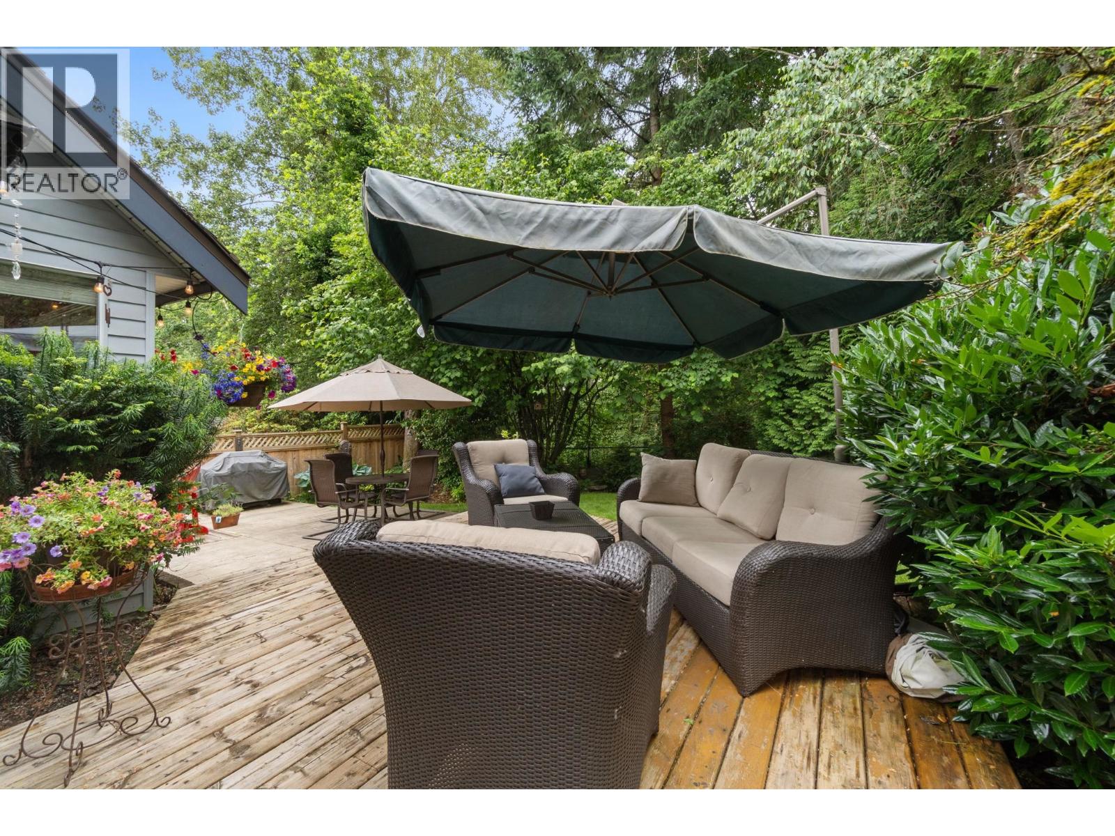 1330 Cimarron Dr, Coquitlam, BC V3B 7B3