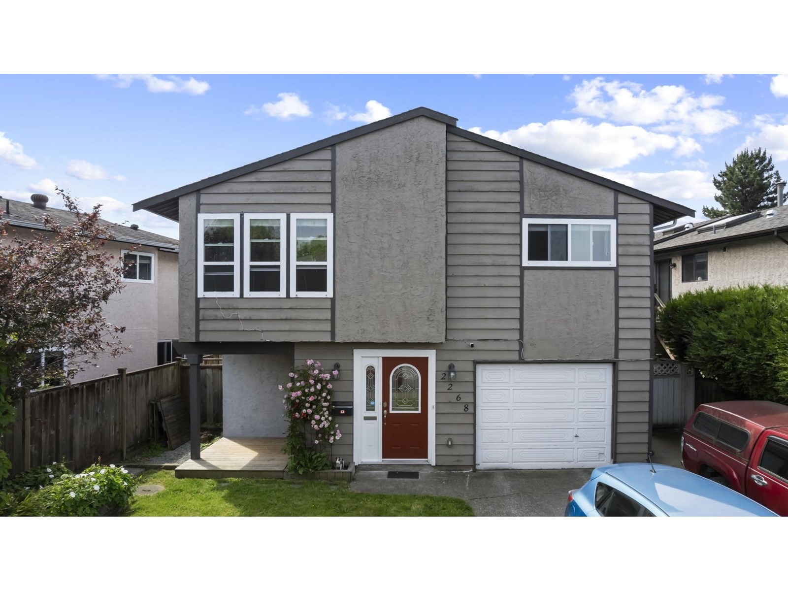2268 Willoughby Way, Langley, BC V2Y 1C1