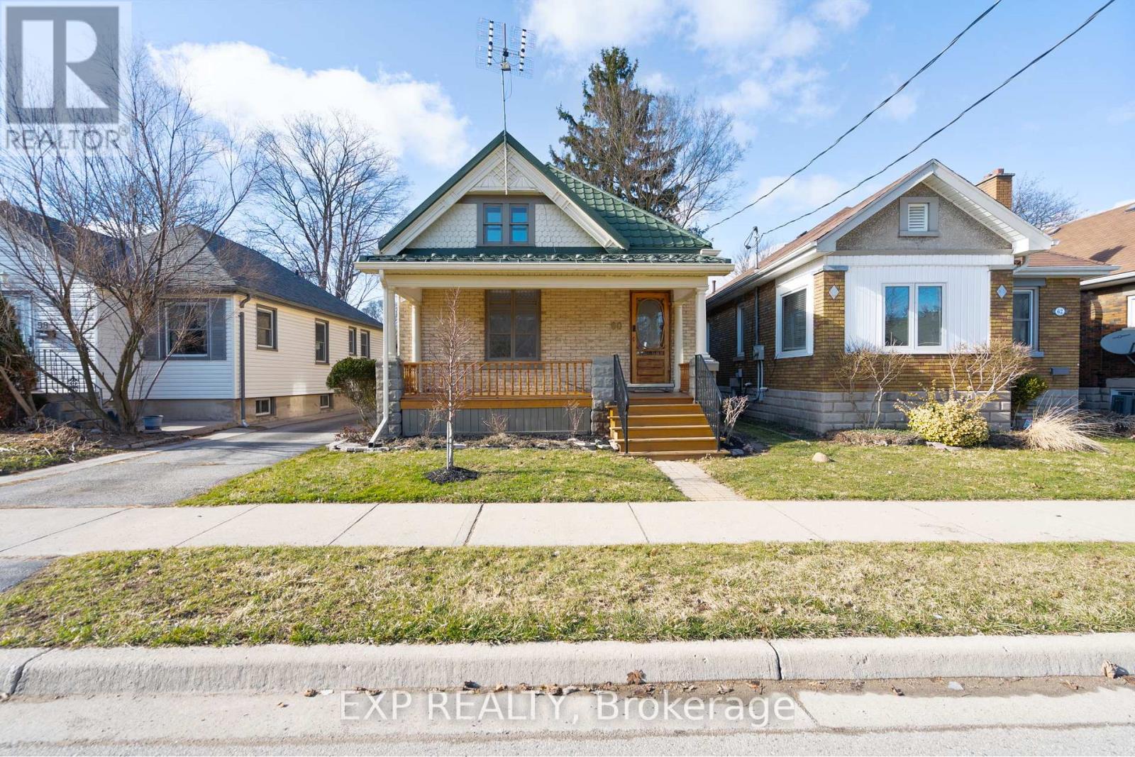 60 Beattie Ave, London, ON N5W 2P2