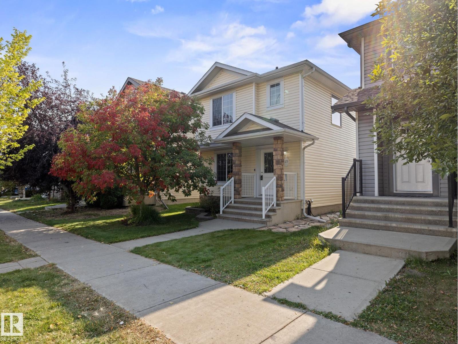 273 Mcconachie Dr NW, Edmonton, AB T5Y 0M7