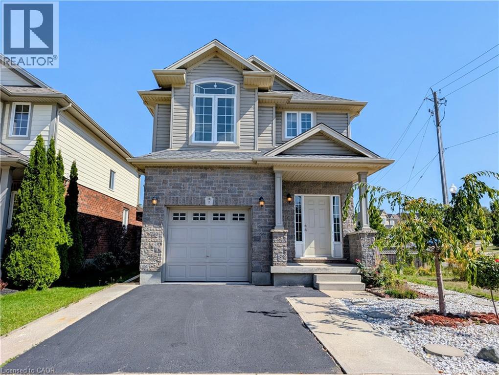 2 Valebrook St, Kitchener, ON N2A 0A2