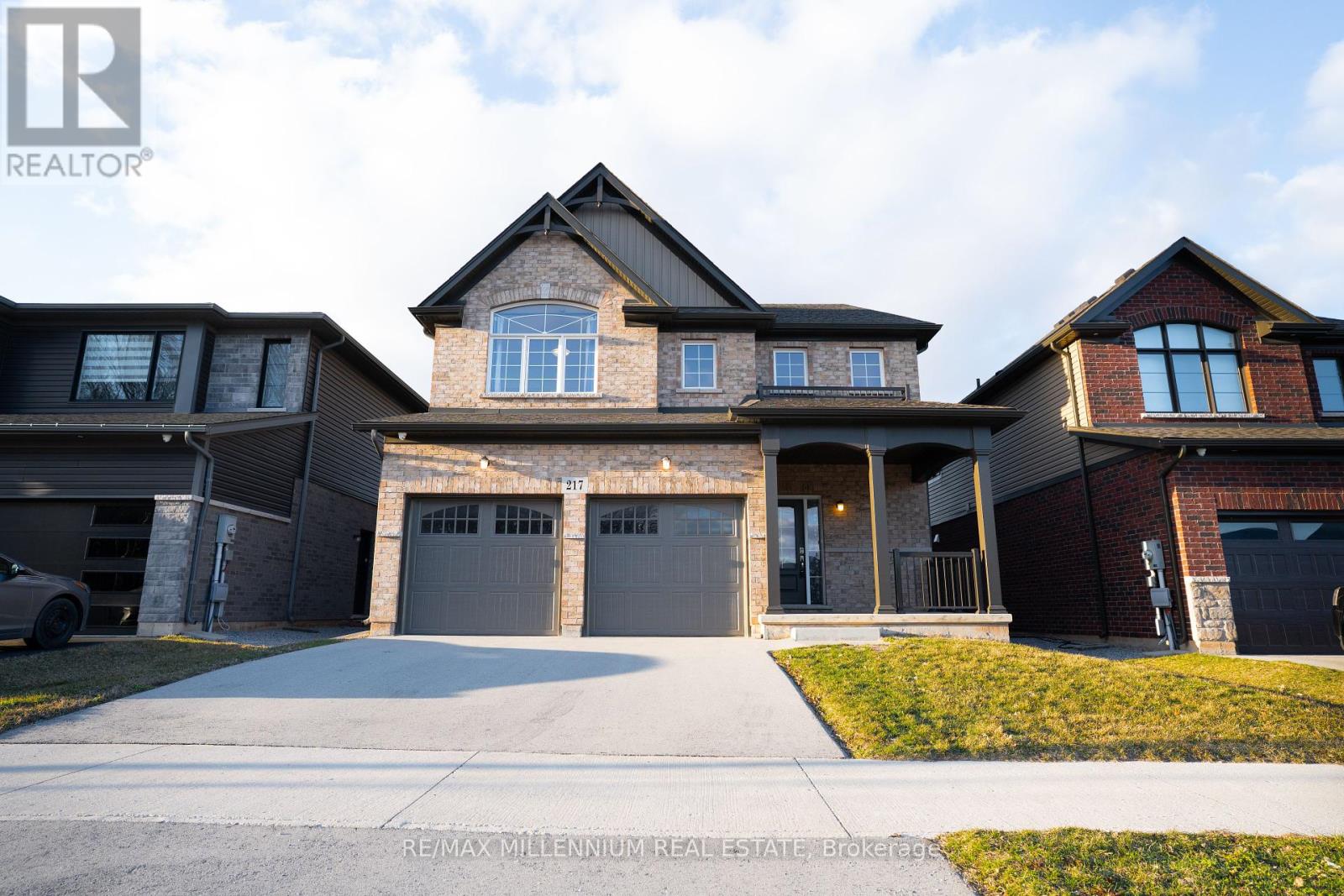 217 Walker Rd N, Pelham, ON L3B 5N5