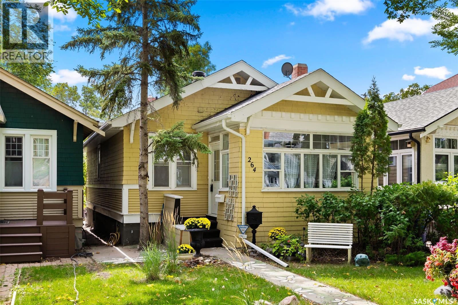 264 Leopold Cres, Regina, SK S4T 6N9