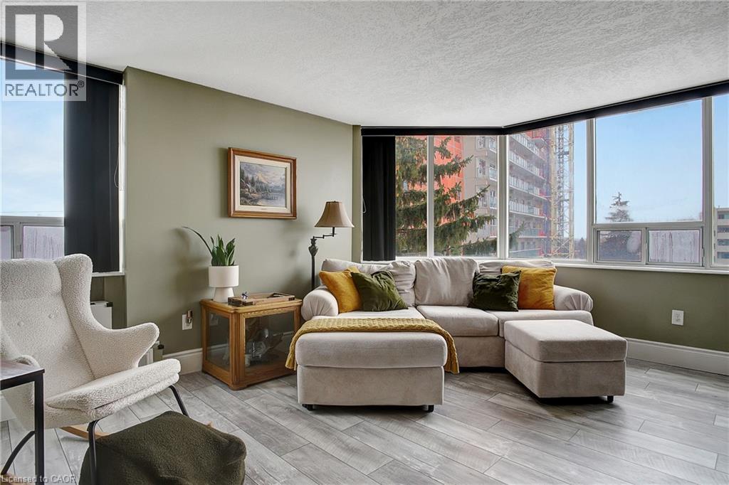 3227 King Street E Unit 409, Kitchener, ON N2A 3Z9