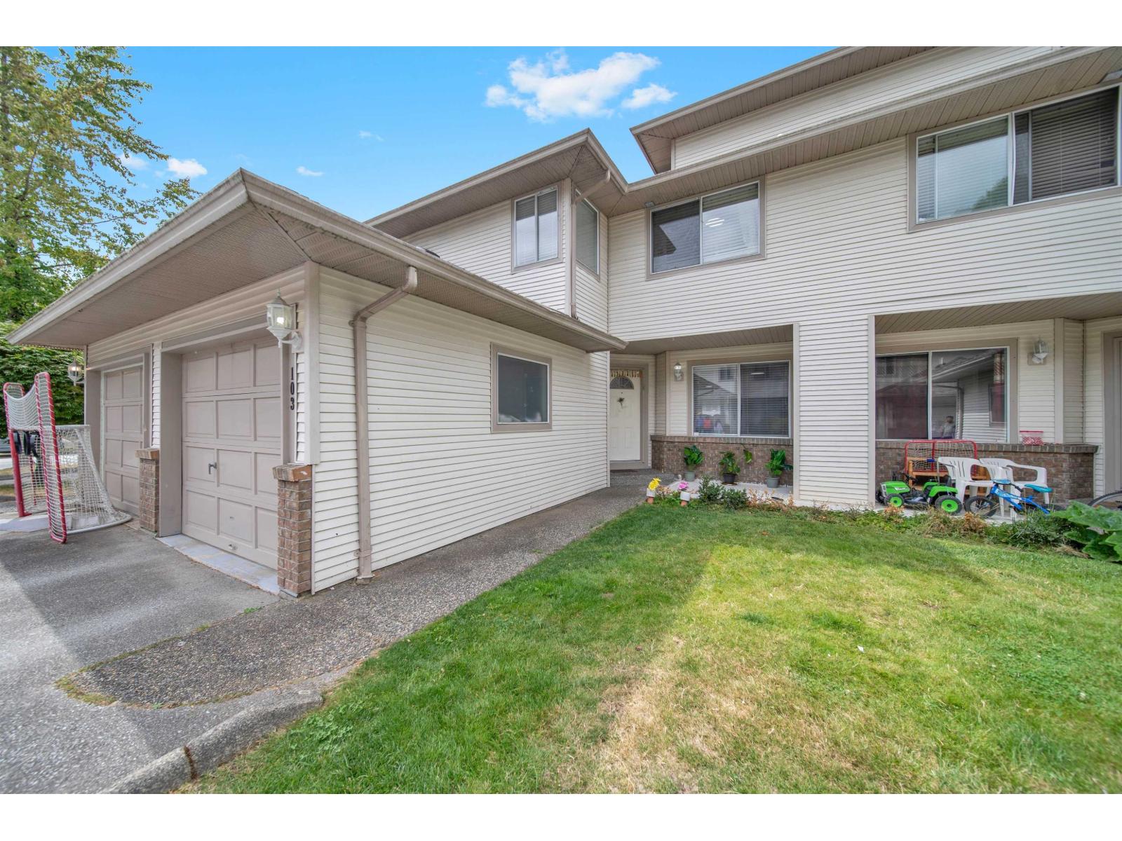 16275 85 Avenue Unit 103, Surrey, BC V4N 3K3