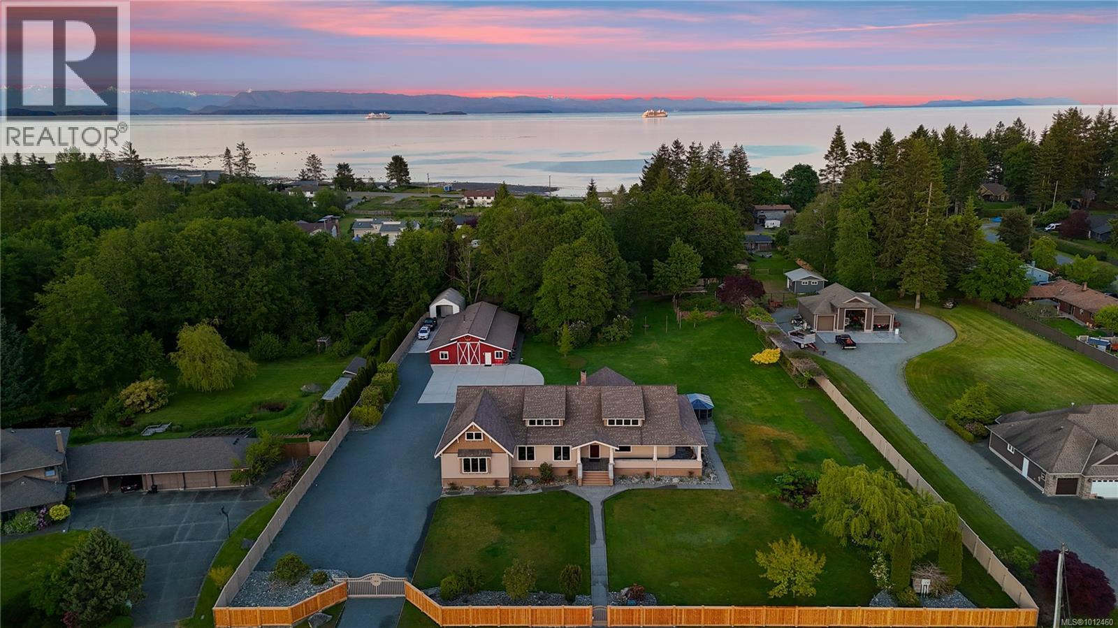 3816 Stuart Pl, Campbell River, BC V9H 1J7