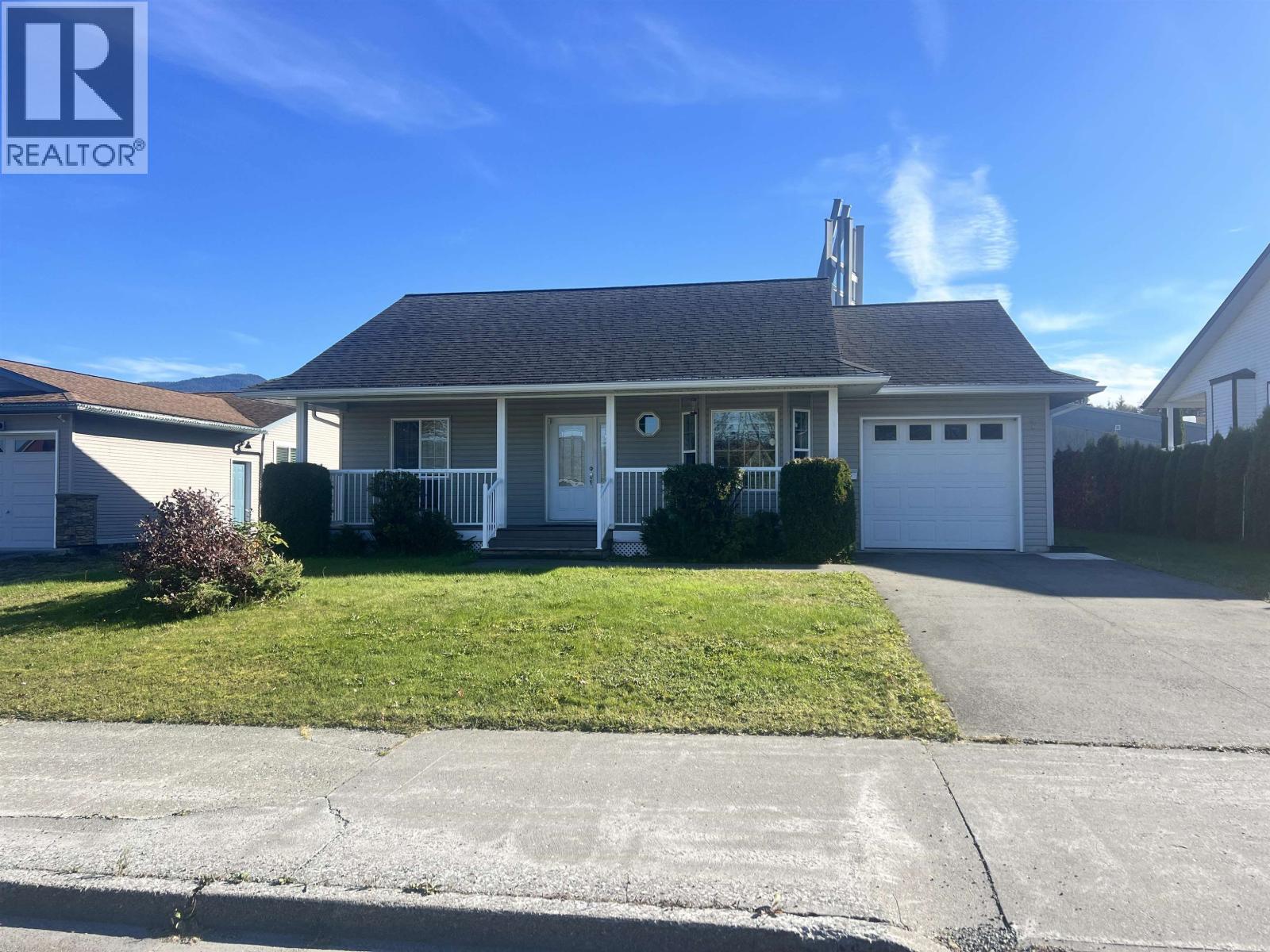 7 Wakita St, Kitimat, BC V8C 2S1