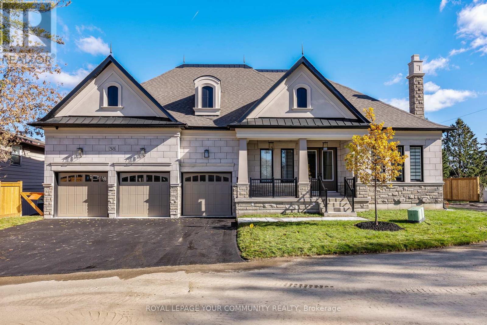 11 Phila Ln, Aurora Aurora Estates, ON L4G 4A1