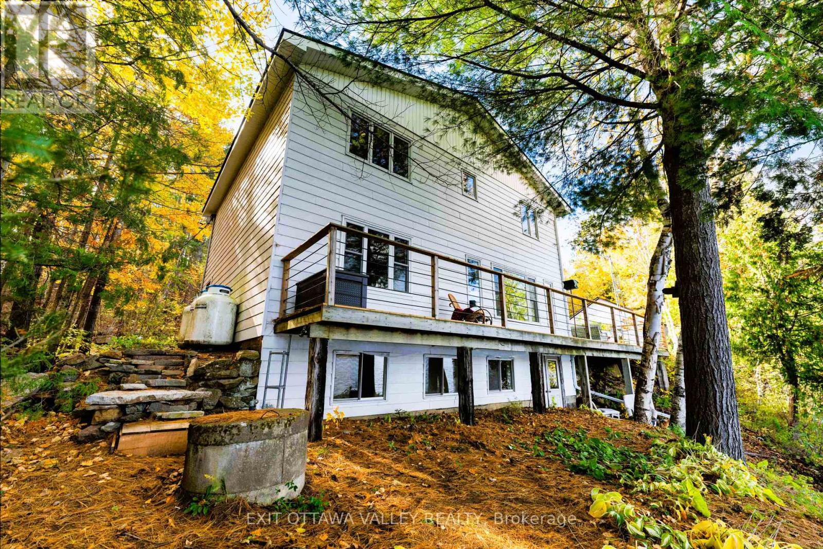 88 Chris Mullin Ln, Madawaska Valley, ON K0J 1B0