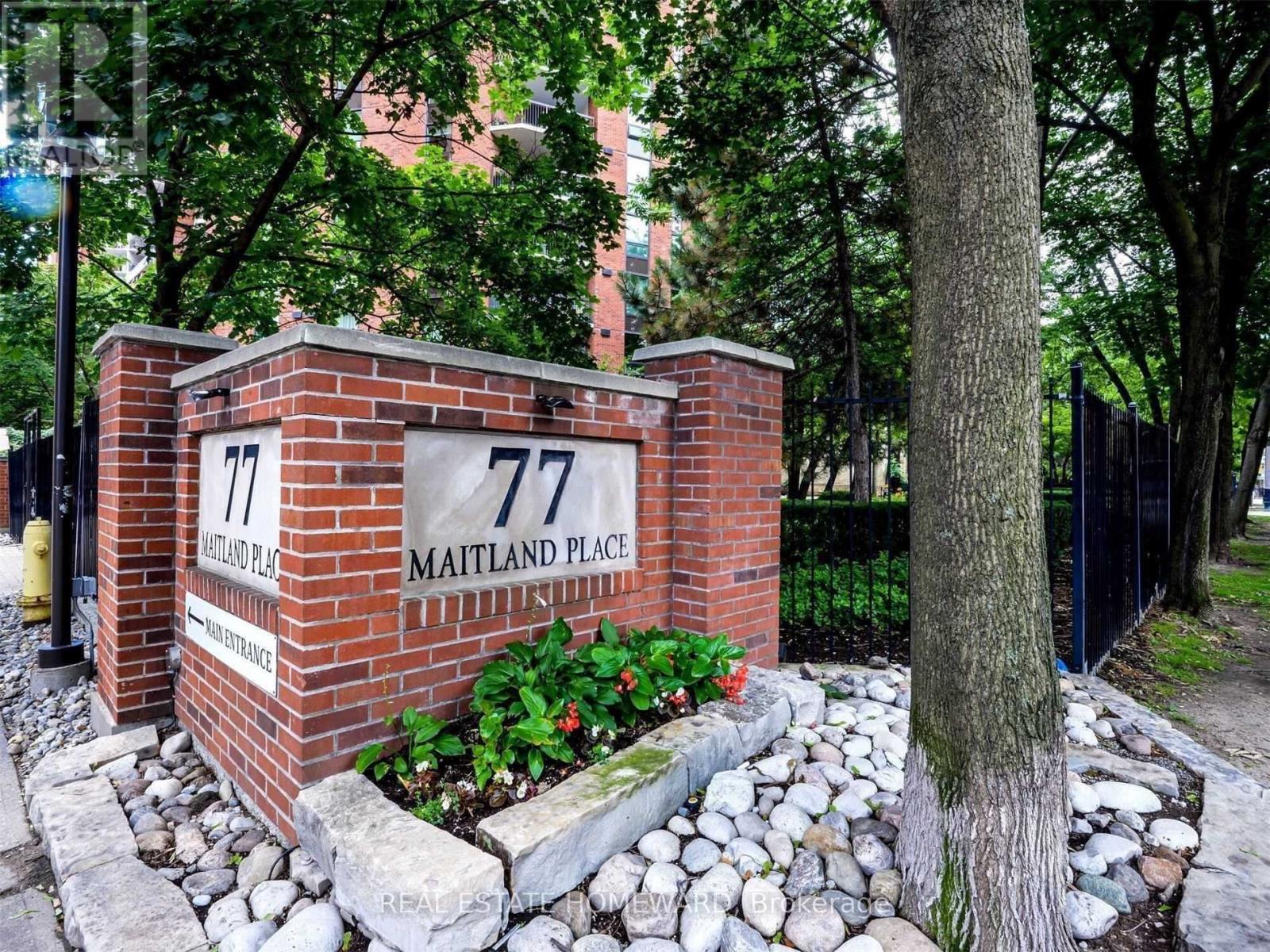 920 77 Maitland Pl, Toronto, ON M4Y 2V6