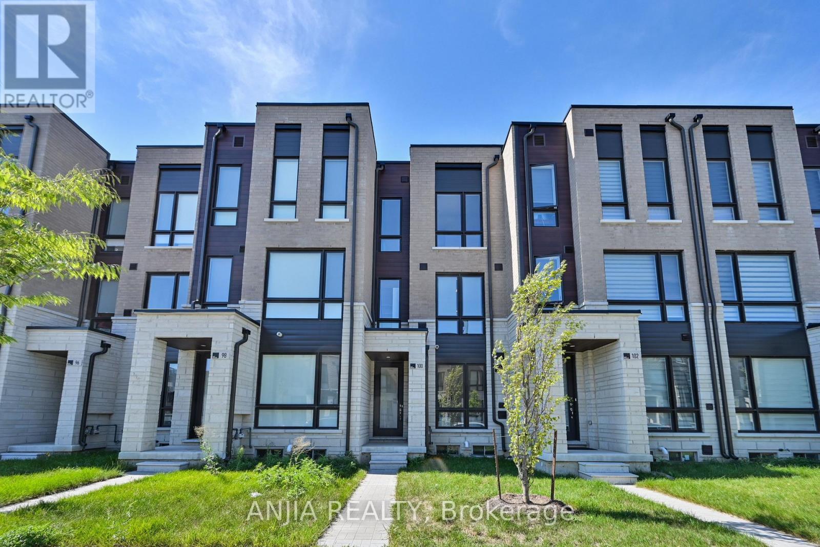 100 Stauffer Cres, Markham, ON L6B 1R1
