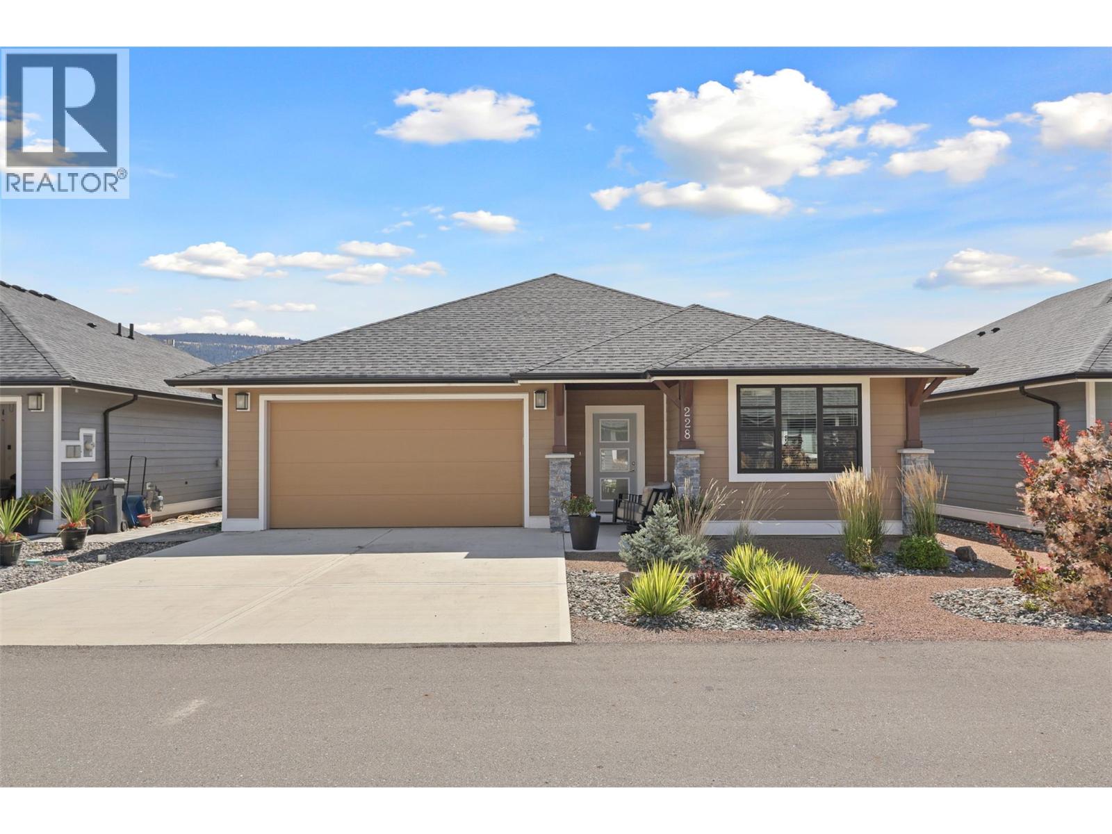 641 Shuswap E Road Unit 228, Kamloops, BC V2H 0E2