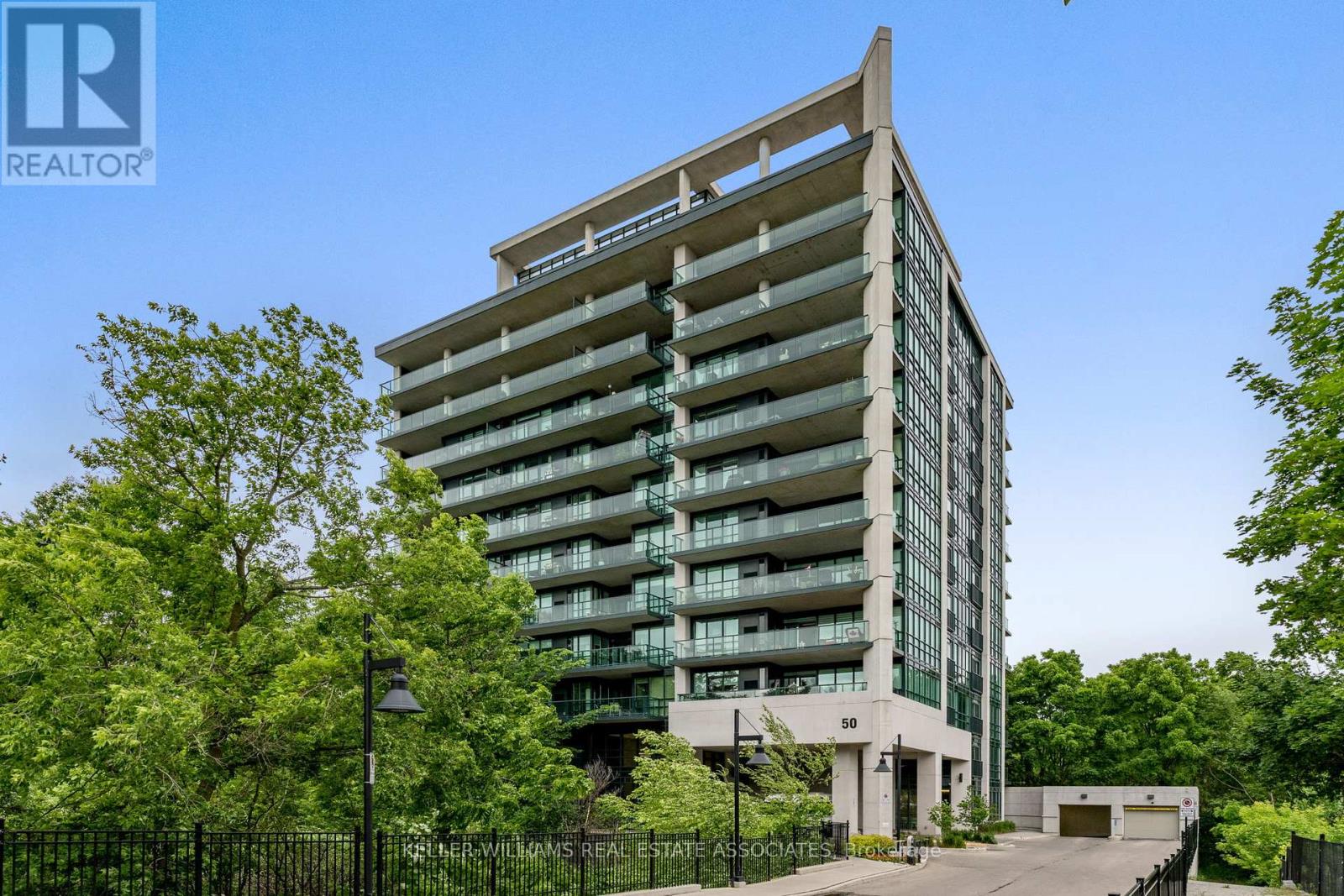 403 50 Hall Rd, Halton Hills, ON L7G 0J8