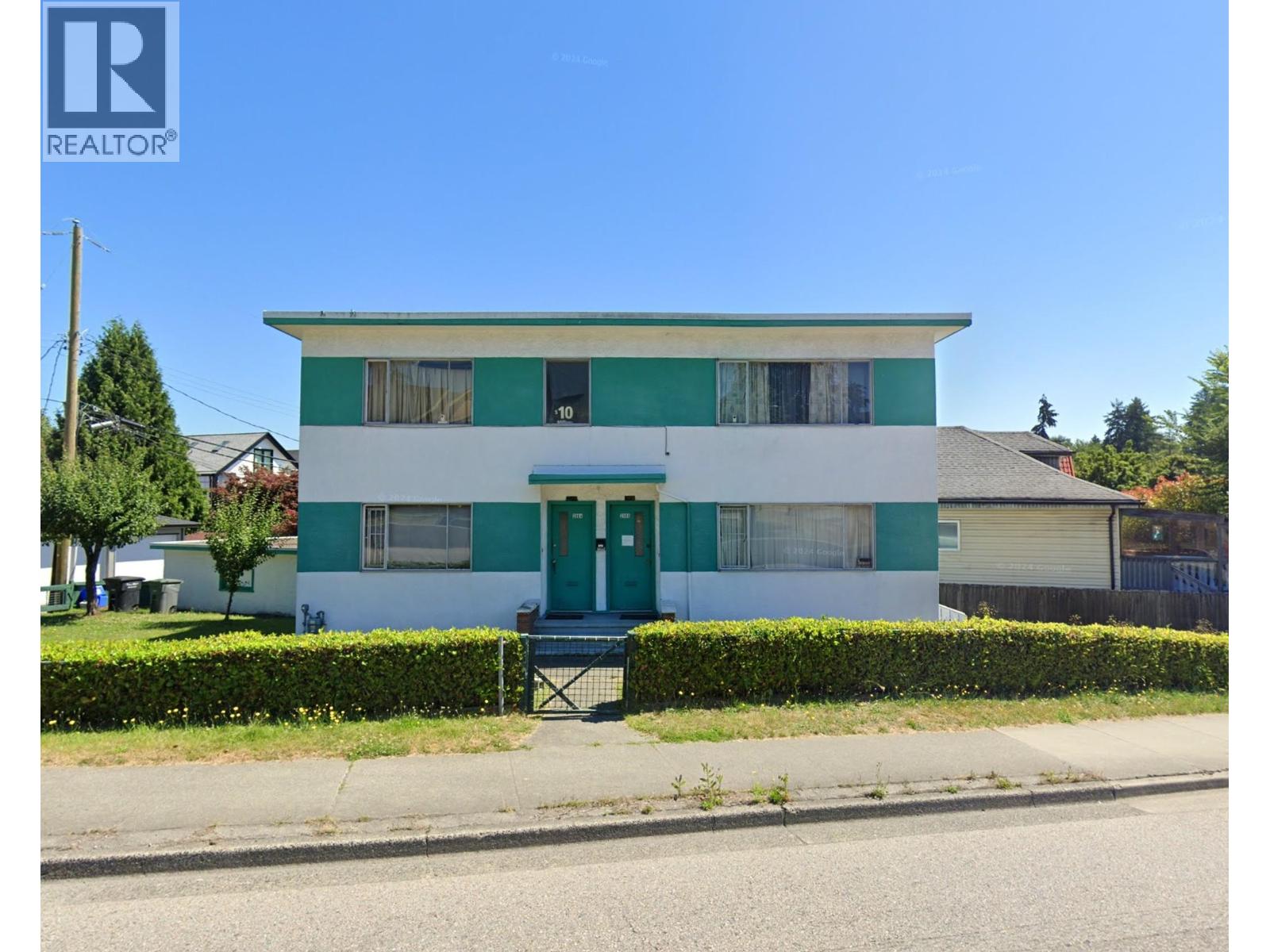 2984 Clark Dr, Vancouver, BC V5N 3H9